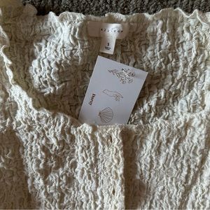 All Row Crinkle cropped button top